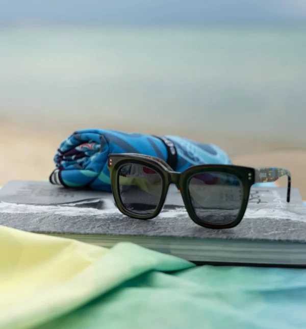 Summer Ready Set – Γυαλιά ηλίου & Πετσέτα θαλάσσης — 4
