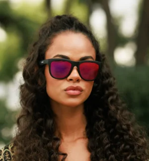 Έξυπνα Γυαλιά Ηλίου Jam, μπροστινή όψη σε γυναιακείο μοντέλο